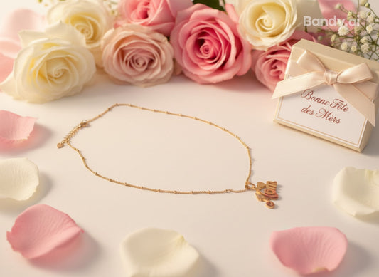 Collier "Mom" - Fait Main - Edition Fête des Mamans ❤️