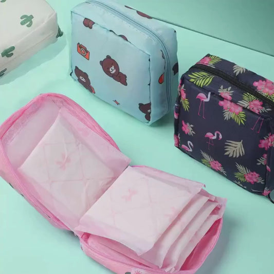 Pochette pour rangement des serviettes hygiéniques